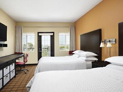 Four Points By Sheraton Hotel & Suites Calgary West Екстериор снимка
