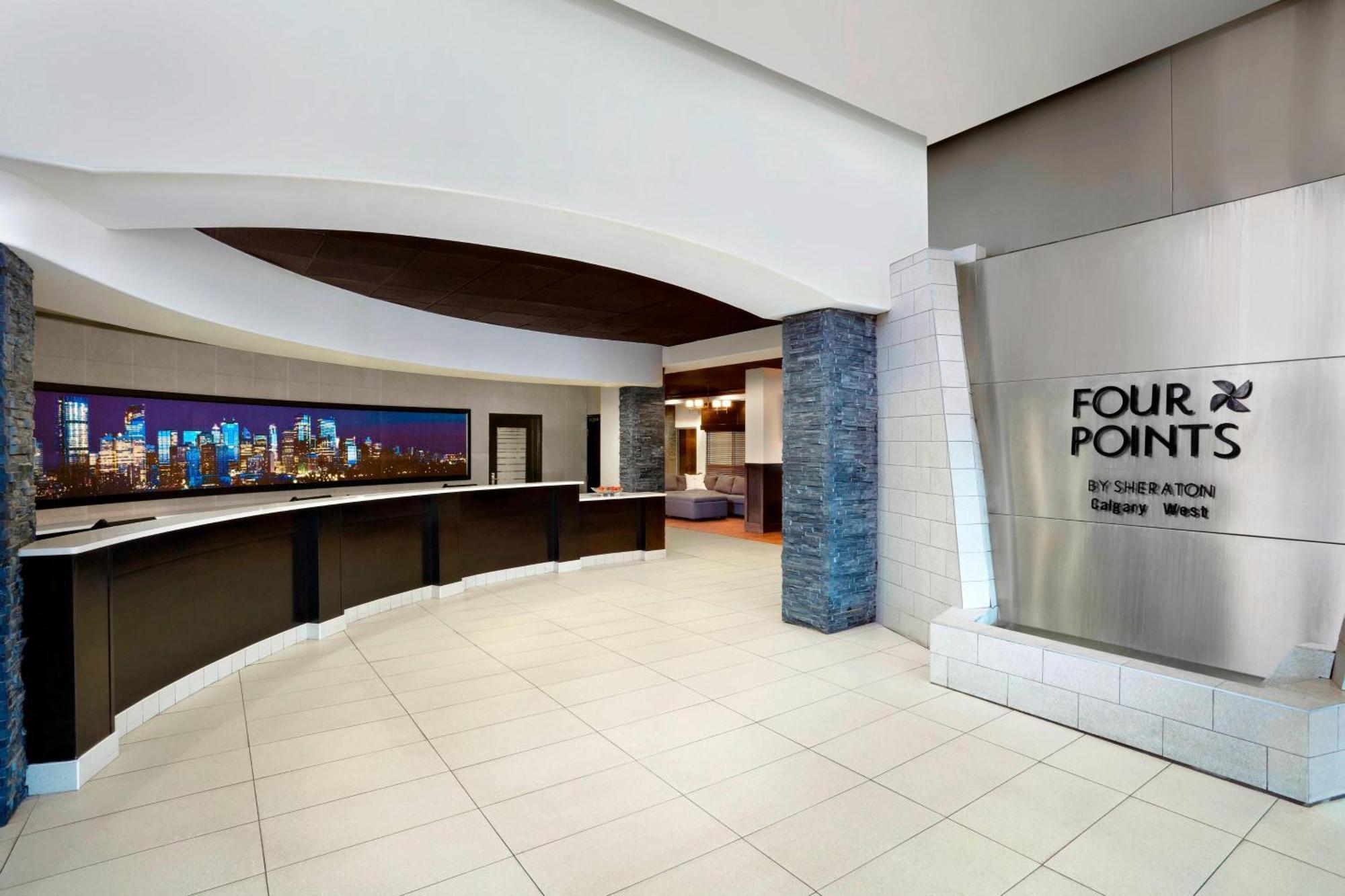 Four Points By Sheraton Hotel & Suites Calgary West Екстериор снимка