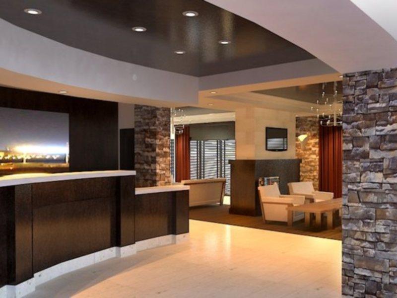 Four Points By Sheraton Hotel & Suites Calgary West Екстериор снимка